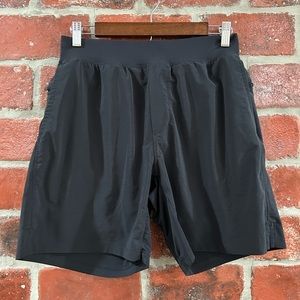 Fabletics Black Lined Franchise Training Shorts Size Small